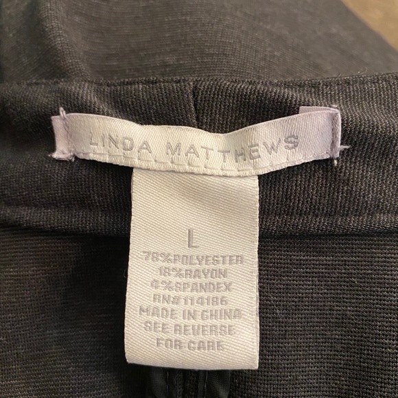 Blazer - Picture 3 of 3